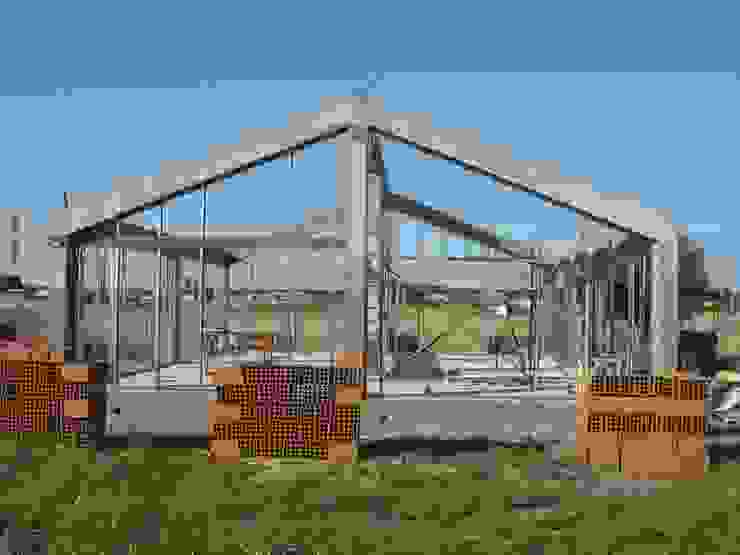 Preparação de levantamento de alvenaria em Tijolo Lusoceram. Casas campestres por knowhowtobuild Campestre