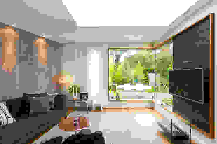 living room extension Urban Creatures : Architects Гостиная в стиле модерн