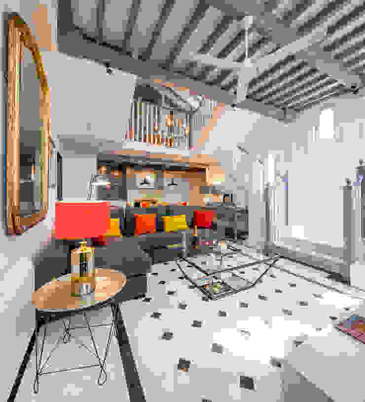 The Sibarist Property & Homes Living room