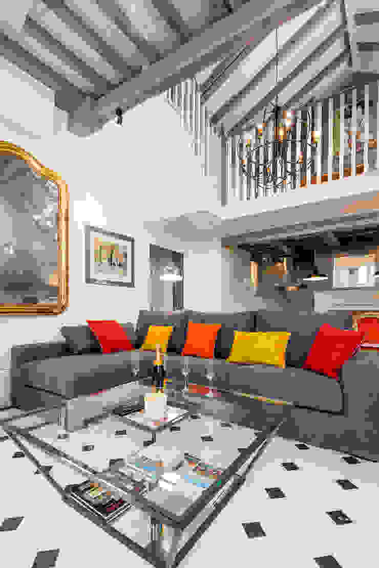 The Sibarist Property & Homes Living room