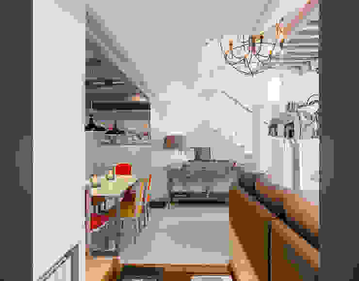 The Sibarist Property & Homes Classic style corridor, hallway and stairs
