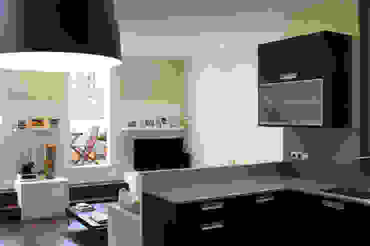 VIVIENDA NENA CASAS, Obra de Eva Obra de Eva Modern Kitchen