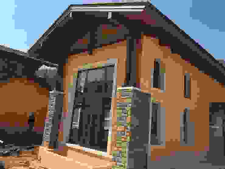 Viviendas, Arquitecto Reyes Arquitecto Reyes Дома в классическом стиле