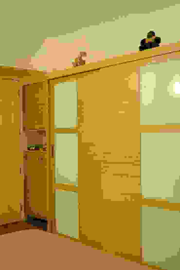 Construction Associates Quartos modernos