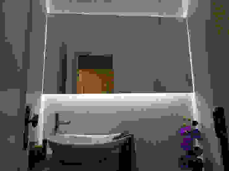 Banheiros modernos por Happy Ideas At Home - Arquitetura e Remodelação de Interiores Moderno