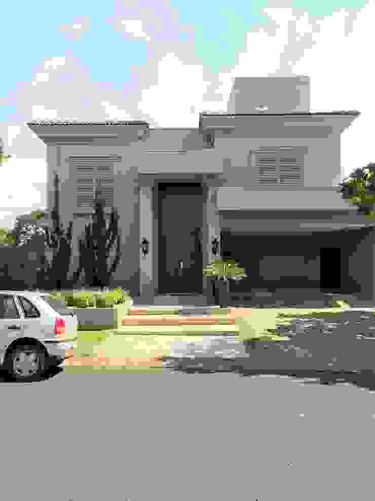 Residencia Tarraf - Condominio Harmonia, FERNANDO ROMA . estudioROMA FERNANDO ROMA . estudioROMA Mediterranean style houses