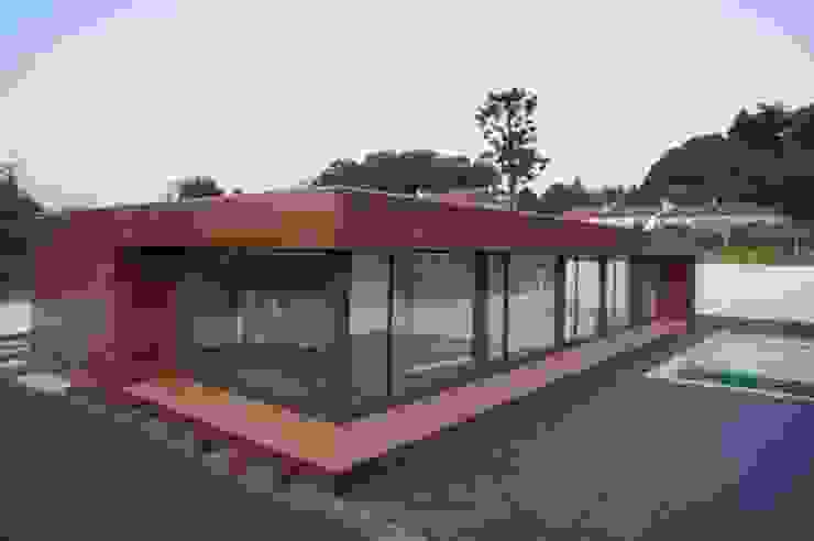 โดย Lethes House โมเดิร์น