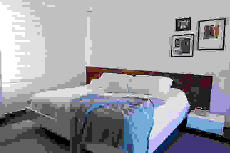 Maria Mentira Studio Phòng ngủ phong cách hiện đại Cục đá Grey