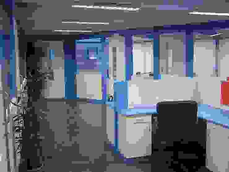 Corporate office Ornate Projects Modern study/office