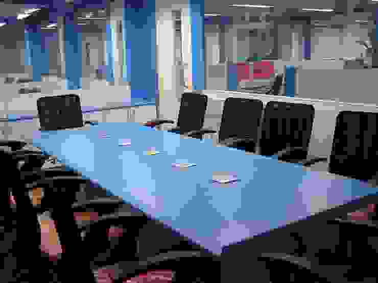Corporate office Ornate Projects Modern study/office