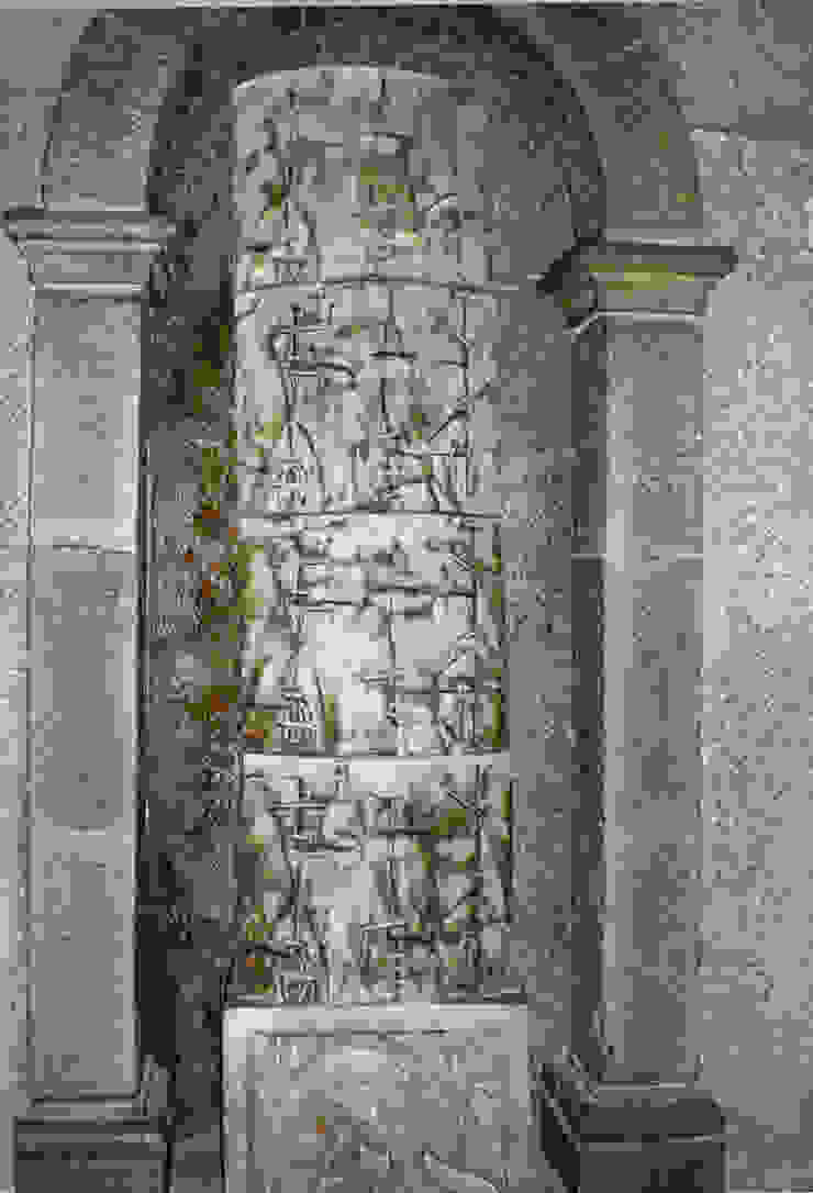 colonnes de porcelaine, JOCELYNE BOSSCHOT JOCELYNE BOSSCHOT Other spaces Ceramic White Sculptures