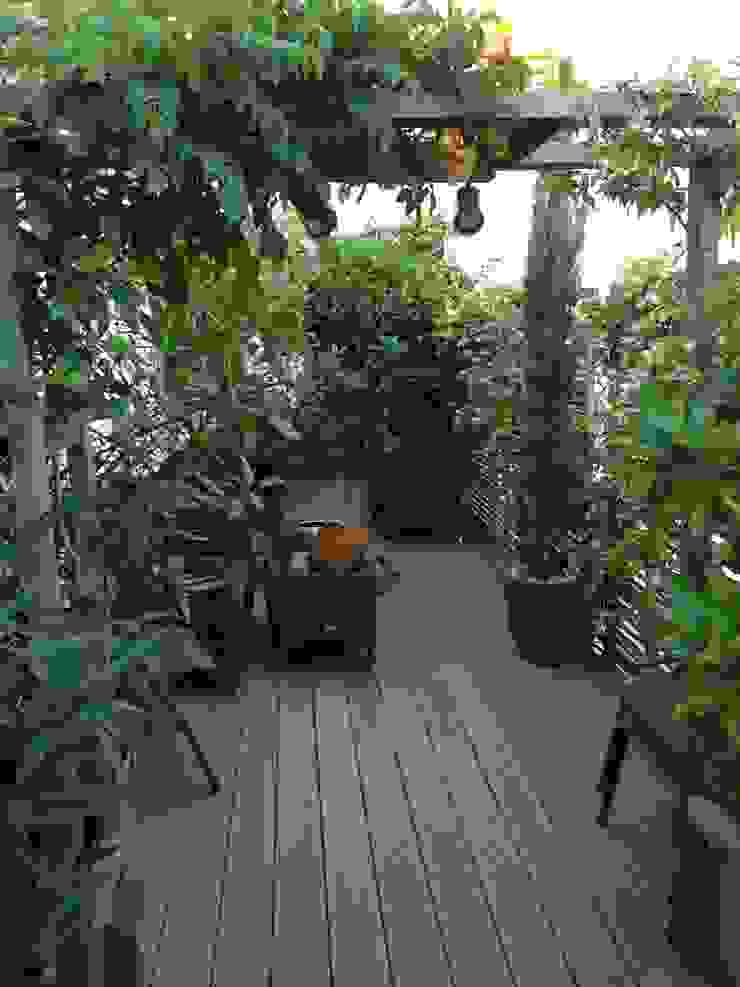 Scènes d'extérieur Balcone, Veranda & Terrazza in stile moderno
