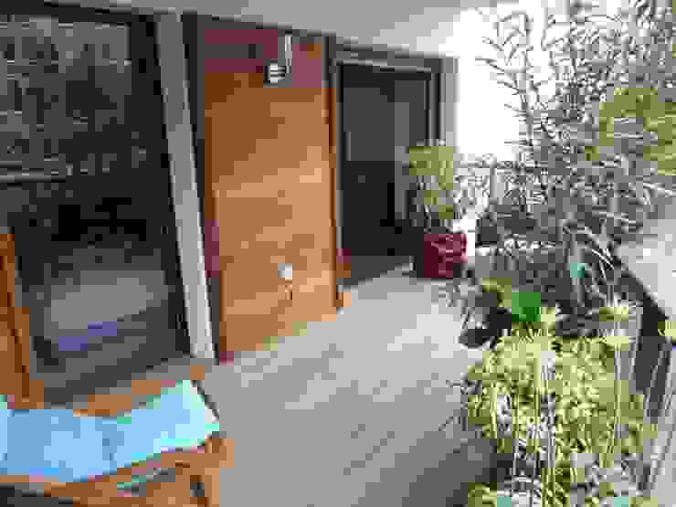 Scènes d'extérieur Balcone, Veranda & Terrazza in stile moderno