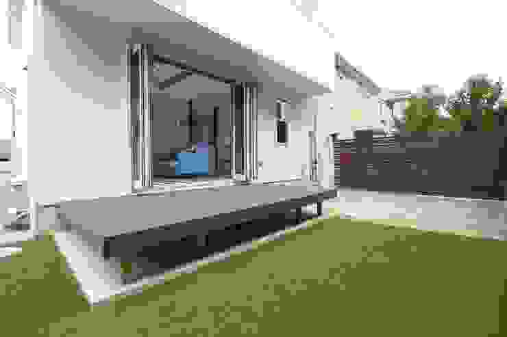 子育てをコンセプトにした住まい「育みの家」, JUST JUST Ausgefallener Garten Holznachbildung