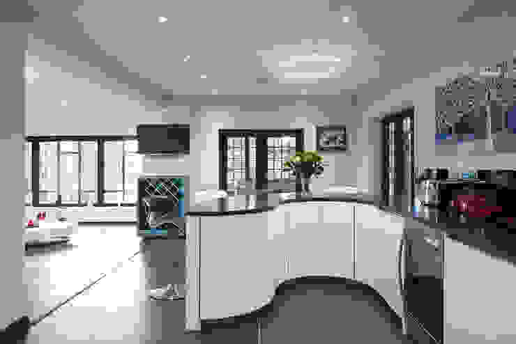 Kitchen Interior Design Quirke McNamara Кухня Білий