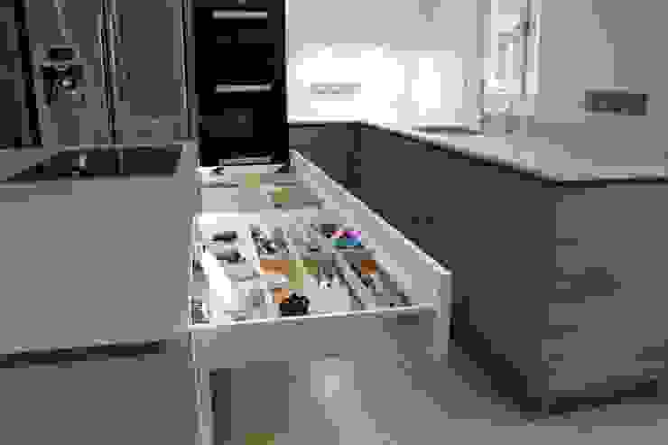 A Customer's ALNO Kitchen and Utility Room The ALNO Store Bristol Modern Kitchen