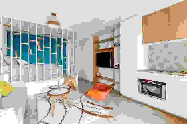 Transition Interior Design Modern living room