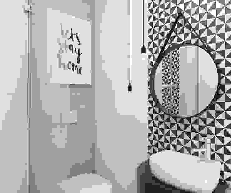 Wohnzimmer und Bad, FOORMA FOORMA Modern style bathrooms