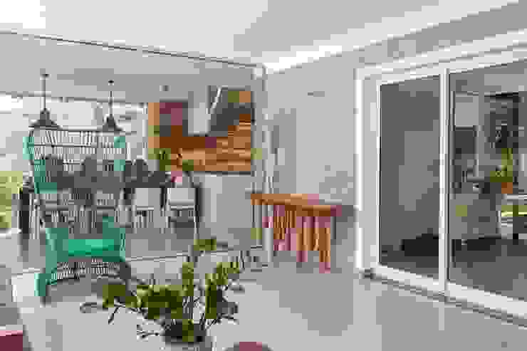 Varanda Varandas, alpendres e terraços modernos por Piloni Arquitetura Moderno