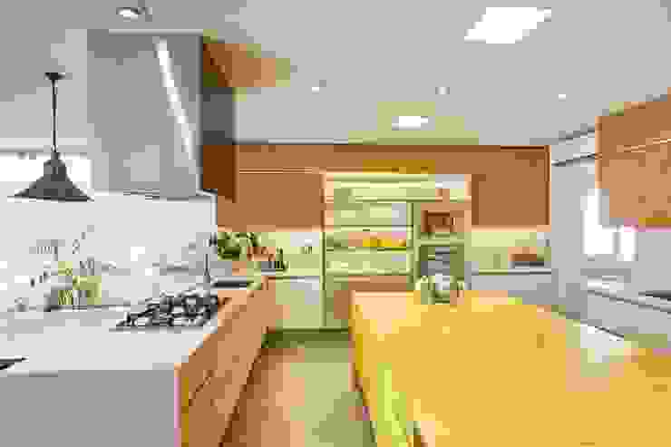 Cozinha Cozinhas modernas por Piloni Arquitetura Moderno