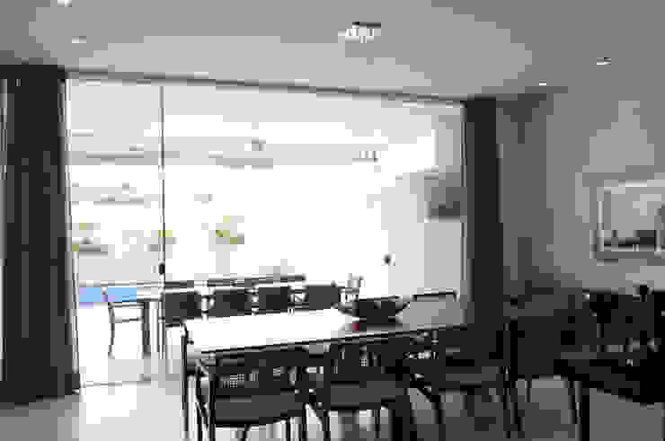 A/ZERO Arquitetura Soggiorno moderno