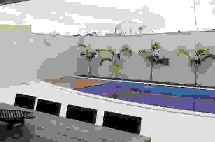 A/ZERO Arquitetura Piscina moderna