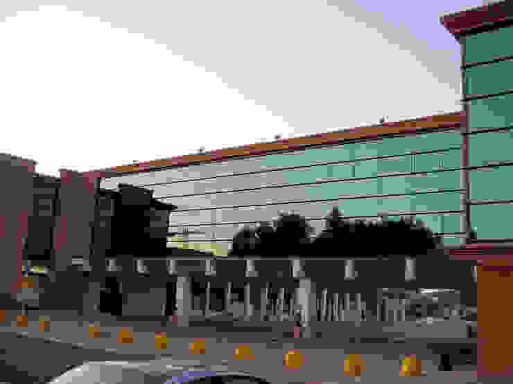 UFFICI DIREZIONALI/COMMERCIALI 2P COSTRUZIONI srl Complesso d’uffici moderni