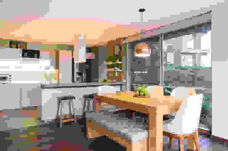 modern  by Cristina Cortés Diseño y Decoración , Modern   