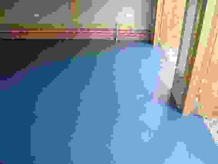 Blue Resin Floor by Garageflex Garageflex Стіни Синій garagetek,uk,garage,floor,flooring,blue,ideas