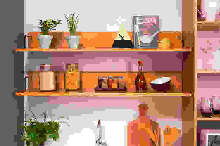Cozinha pequena, Meu Móvel de Madeira Meu Móvel de Madeira CozinhaArmários e estantes