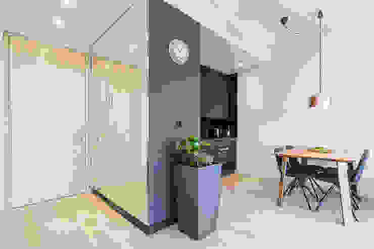 Michał Młynarczyk Fotograf Wnętrz 모던스타일 복도, 현관 & 계단