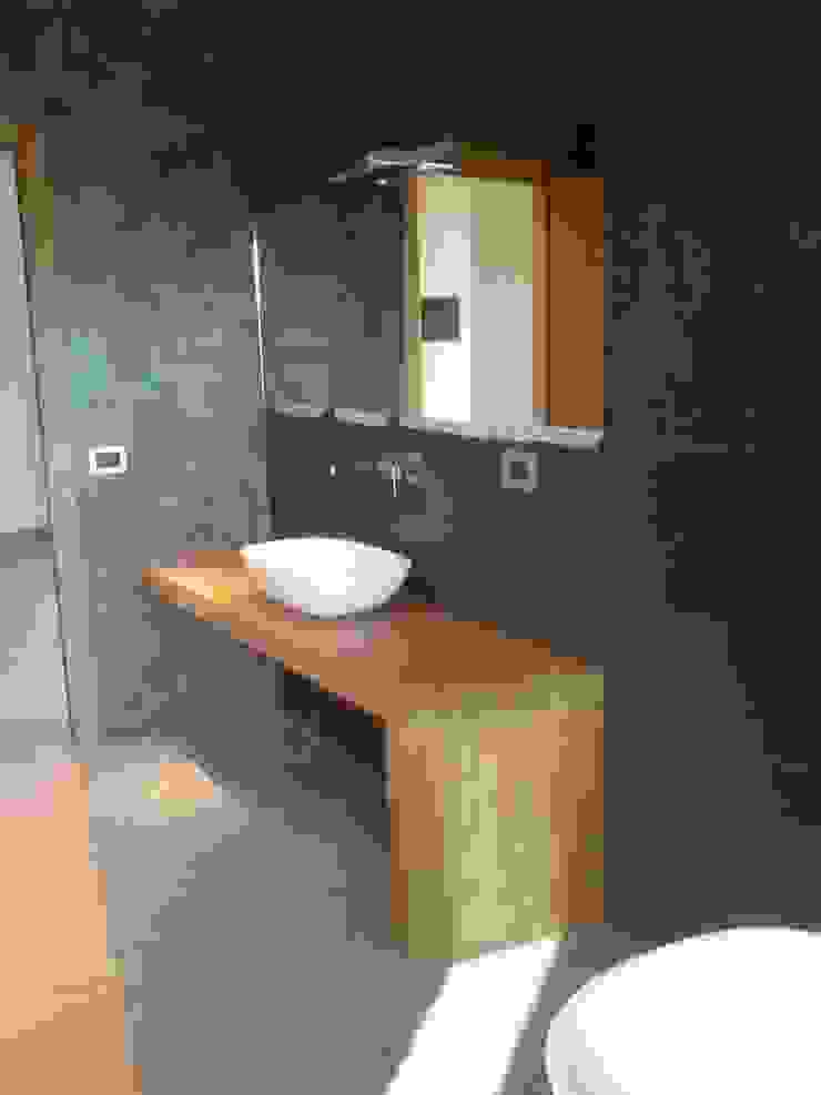 Realizzazioni Falegnameria Chiatti Modern bathroom
