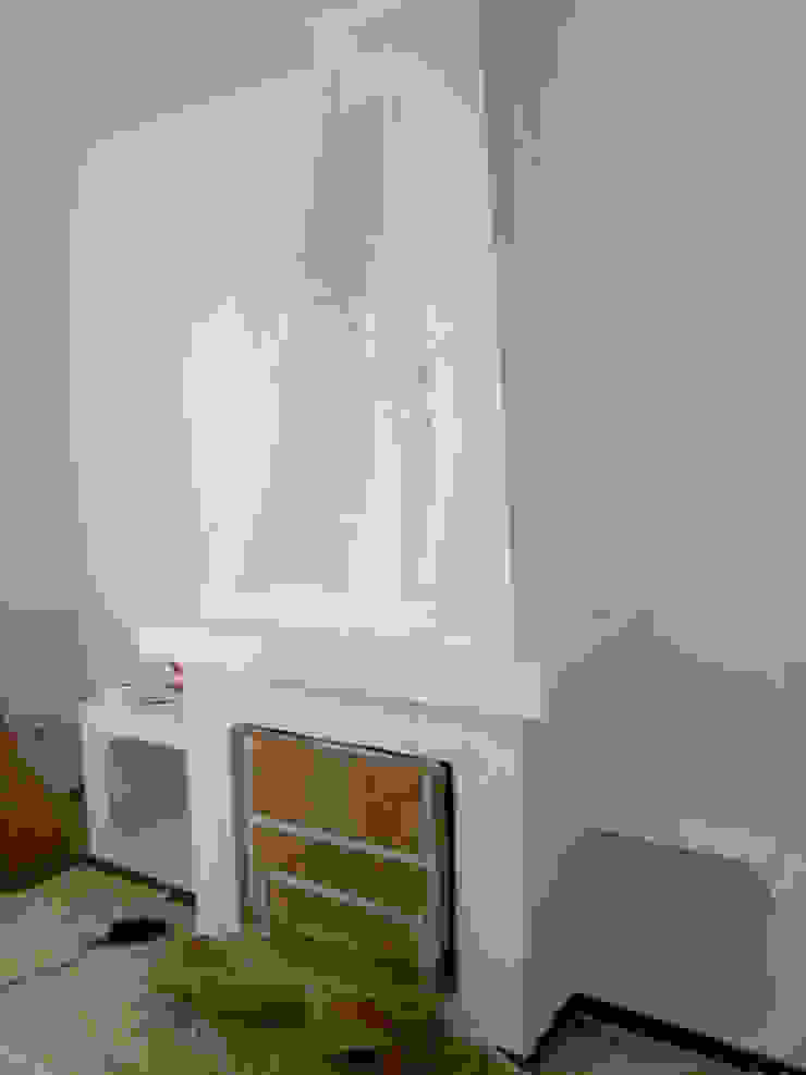 Remodelação / Renovação de Interiores Salas de estar rústicas por RenoBuild Algarve Rústico