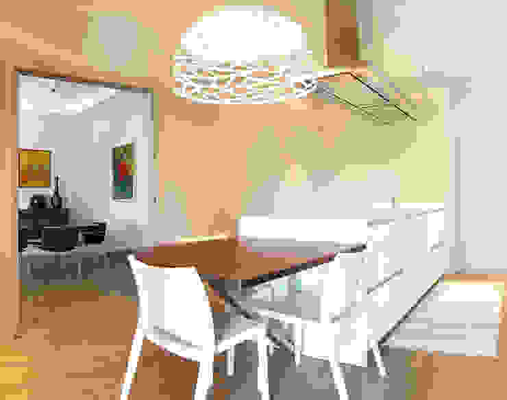 VILLE COLOMBERA – FINITURE ed INTERIOR DESIGN, Contemporaneo/Moderno 2P COSTRUZIONI srl Cucina moderna