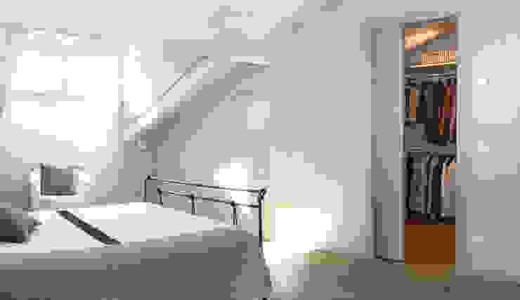 VILLE COLOMBERA – FINITURE ed INTERIOR DESIGN, Contemporaneo/Moderno 2P COSTRUZIONI srl Camera da letto moderna