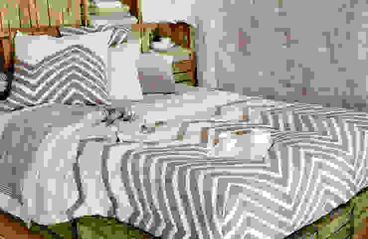 Collezione Chevron, Stamperia Bertozzi Stamperia Bertozzi Dormitorios de estilo rural Algodón Beige Textiles
