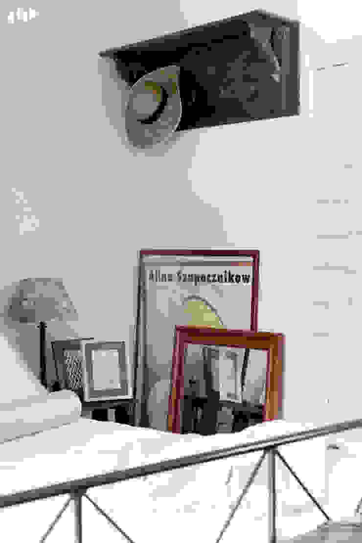 dziurdziaprojekt Colonial style bedroom