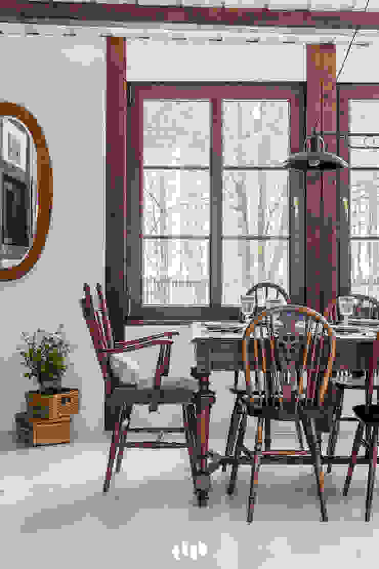 dziurdziaprojekt Rustic style dining room Wood