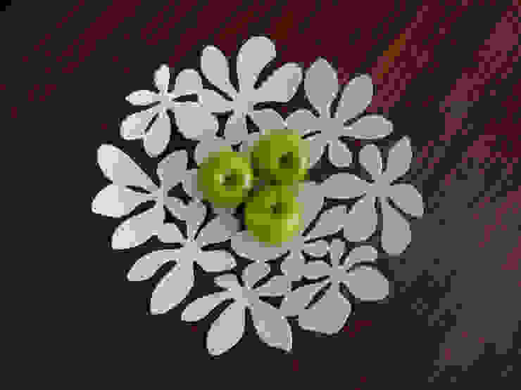 Eclectic style dining room by MUDA Home Design Eclectic