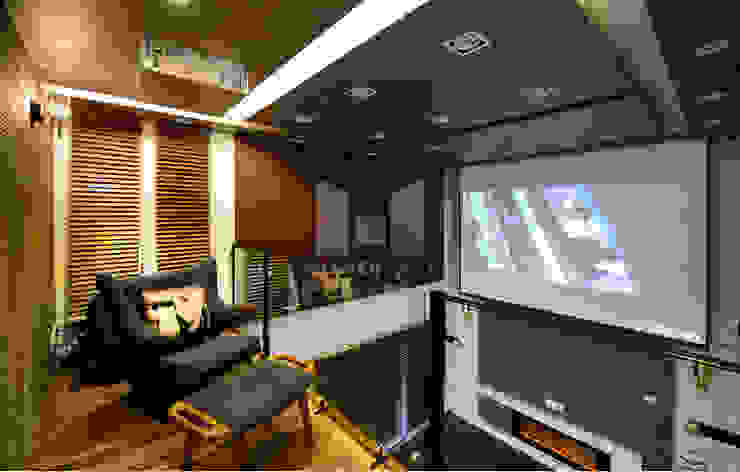 Cinema modern media room using high ceiling structure by homify modern