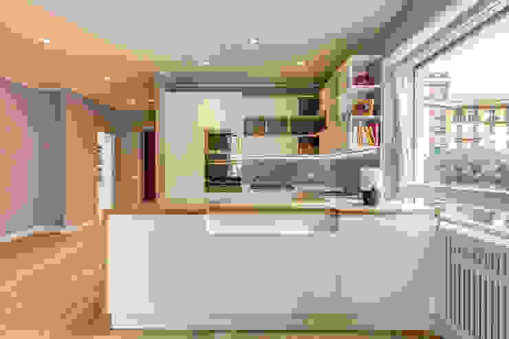 TRIESTE MOB ARCHITECTS Cucina moderna