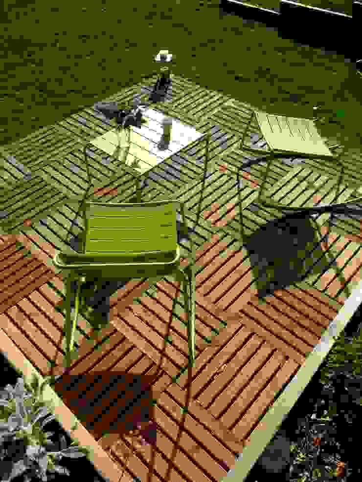 Terrasse caillebotis Constans Paysage Jardin minimaliste salon coloré,salon métal,terrasse bois,terrasse,caillebotis,jardin
