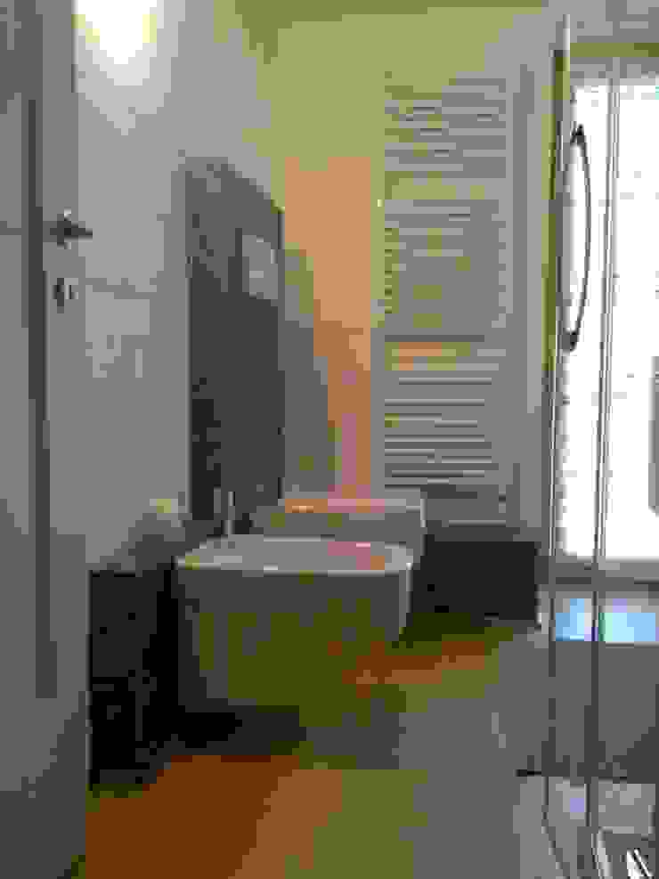 Realizzazioni Cozzi Stefano Artigiano Edile Piastrellista Modern bathroom