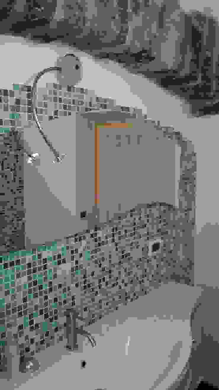 Realizzazioni Cozzi Stefano Artigiano Edile Piastrellista Modern bathroom