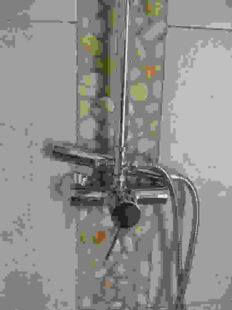 Realizzazioni Cozzi Stefano Artigiano Edile Piastrellista Modern bathroom