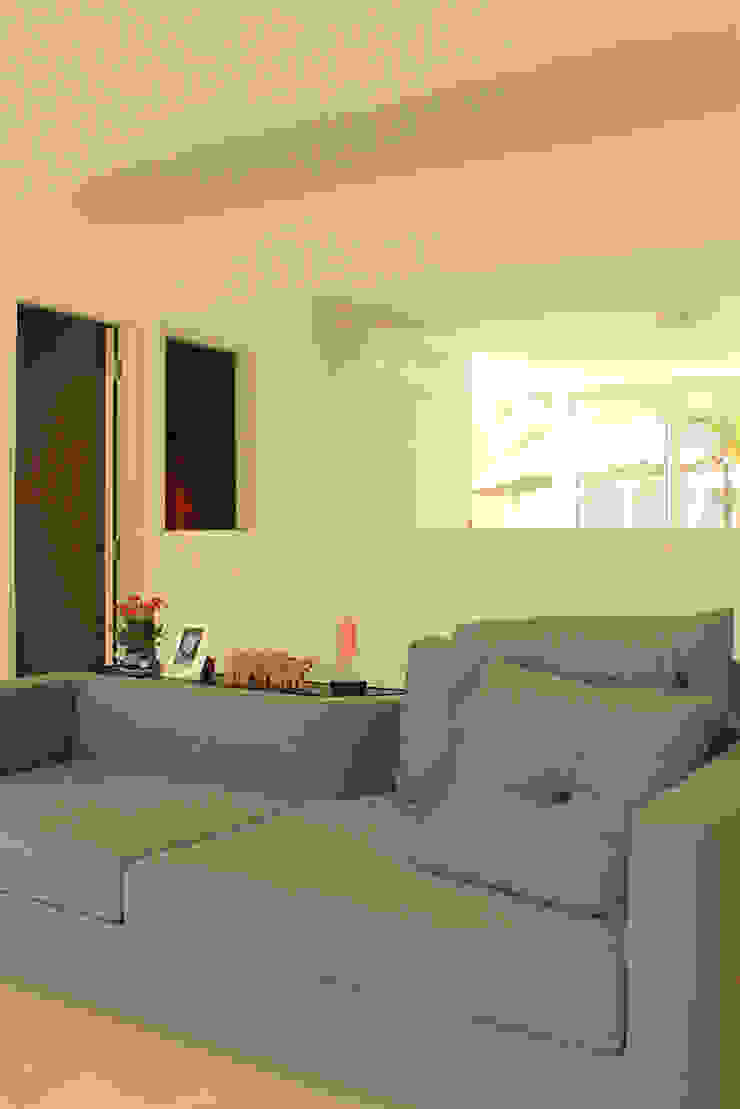 Julia Queima Arquitetura 모던스타일 거실