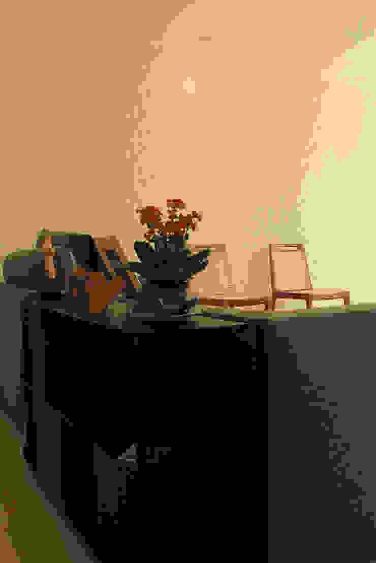 Julia Queima Arquitetura 모던스타일 거실