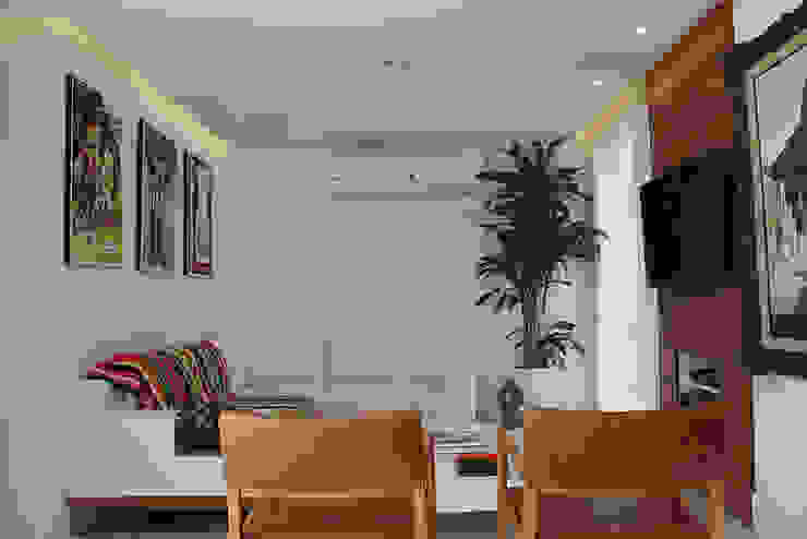 Julia Queima Arquitetura 모던스타일 미디어 룸