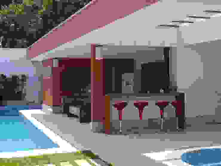 GEA Arquitetura Casas de estilo tropical