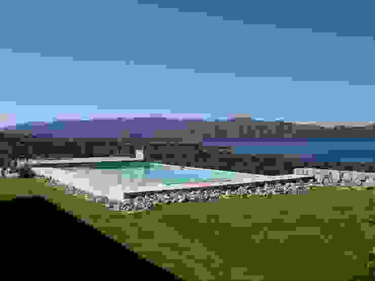 Casa Lago renziravelo Kolam Renang Modern